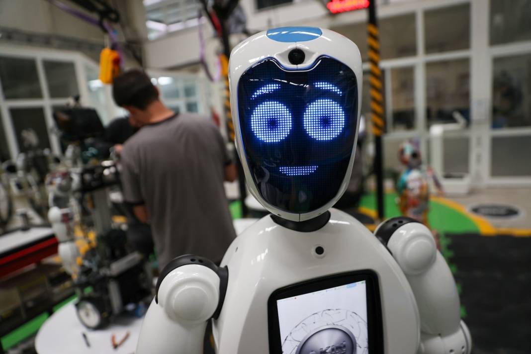 Konya'da insansı robotlar üretiliyor: Yakında vatandaşlara tanıtılacak 10